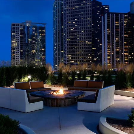 Radisson Blu Aqua Hotel, Chicago