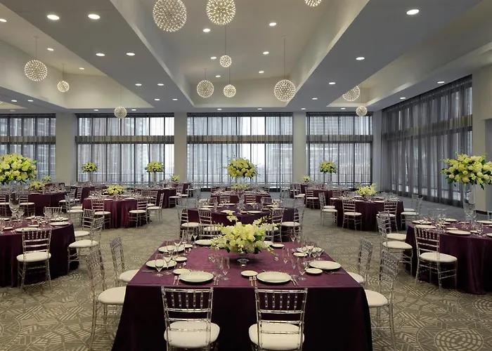 Radisson Blu Aqua Hotel, 4* Chicago