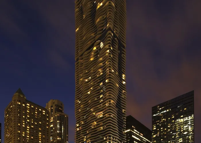 Radisson Blu Aqua Hotel, Chicago