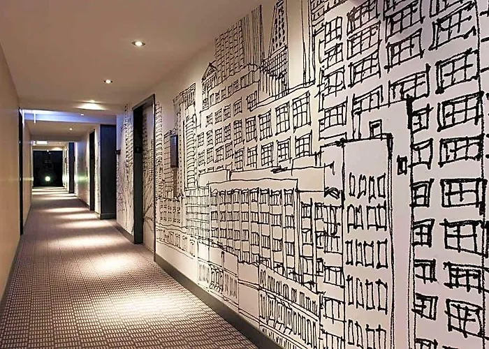 Hotel Radisson Blu Aqua Hotel, 4*