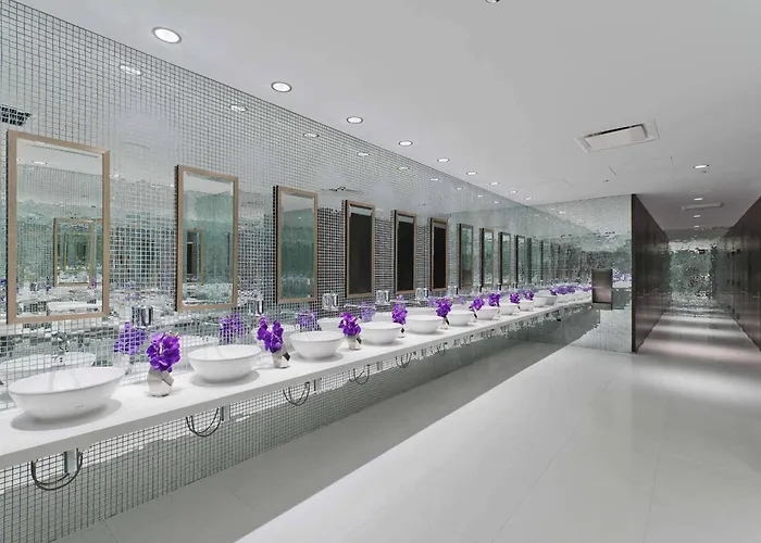 Radisson Blu Aqua Hotel, 4* Chicago