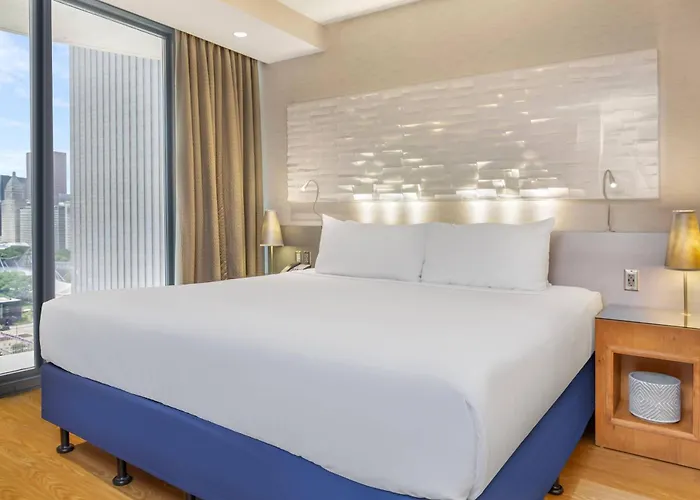 Radisson Blu Aqua Hotel, Hotel